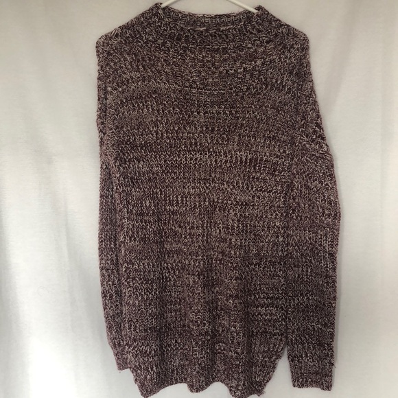 Maroon sweater - Picture 3 of 3